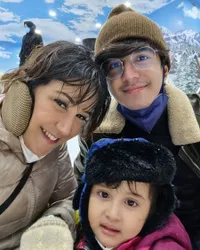 9 Potret Andi Soraya Momong Baby Kylie, Si Bungsu Pipinya Makin Bundar - Saingi Kecantikan Sang Mama