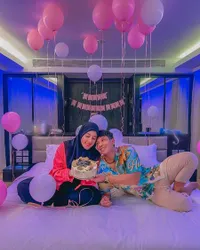 9 Potret Anniversary Pernikahan Fairuz A Rafiq dan Sonny Septian di Bali, King Faaz Beri Hadiah Tak Terduga - Dinner Romantis Bikin Baper