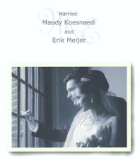 9 Potret Bahagia Keluarga Maudy Koesnaedi - Erik Meijer, 20 Tahun Menikah Tetap Hangat dan Romantis