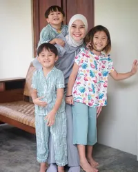 9 Potret Bhai Kaba Putra Zaskia Adya Mecca yang Makin Ganteng di Usia 5 Tahun, Calon Idola Masa Depan