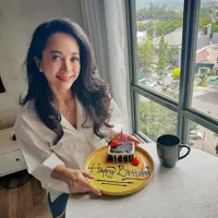 9 Potret Cantik Mira Asmara 'JIN DAN JUN' yang Awet Muda, Kini Jadi Pebisnis Sambil Tetap Aktif di Dunia Seni Peran