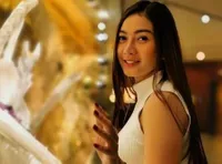 9 Potret Cantik Razer Patricia, Ditanya Nikita Mirzani Soal Hal Ternakal Saat Masih Bersama Rezky Aditya, Jawabannya Seperti Ini...