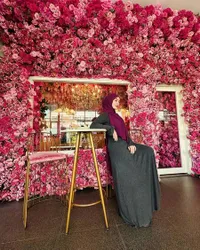 9 Potret Cantik Zaskia Gotik Dalam Balutan Hijab, Nikita Mirzani Beri Reaksi Tak Terduga Saat Bertemu
