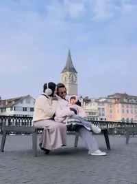 9 Potret Danang Pradana Liburan di Swiss Bareng Istri dan Anak, Penuh Kebahagiaan