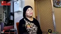 9 Potret Derai Air Mata Ibu Mertua Vanessa Angel, Dulu Sempat Tak Restui Hubungannya Dengan Bibi Ardiansyah - Kini Jadi Menantu Kesayangan