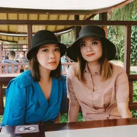 9 Potret Devita, Kakak Kandung Yuanita Christiani yang Cantik Jelita - Dinikahi Seorang Pengusaha