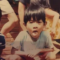 9 Potret Foto Jadul Dian Sastrowardoyo, Saat TK Tomboi Abis - Kacamata SMP Jadi Sorotan