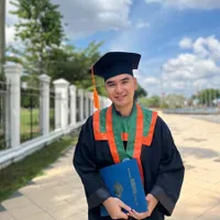 9 Potret Hari LIDA Wisuda, Ganteng Banget Pakai Toga - Dapat Ucapan Selamat dari Sosok Spesial
