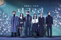 9 Potret Konferensi Pers Drama 'THE GLORY', Bertabur Bintang - Visual Cantik Song Hye Kyo Sukses Bikin Salfok