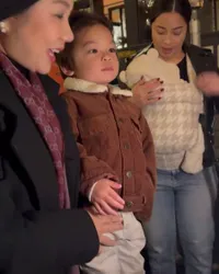 9 Potret Perayaan Ultah Ibu Nikita Willy di Amerika, Ungkap Rasa Syukur - Ngumpul Bersama Keluarga dan Cucu
