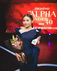 9 Potret Prilly Latuconsina Masuk 'The Alpha Under 40' 2024, Selalu Ada Saja Gebrakannya