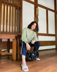 9 Potret Ratna Kaidah, Putri Bungsu Adi Bing Slamet yang Jarang Sekali Tersorot - Beranjak Dewasa dan Makin Memesona