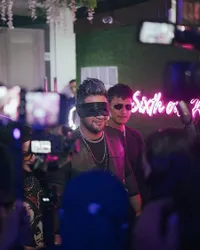 9 Potret Surprise Ulang Tahun Ammar Zoni dari Irish Bella, Bertema Rocker - Meriah Dihadiri Teman Artis