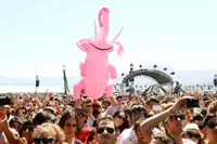 Acara Ini Bikin Gurun Pasir Bernyanyi Merdu