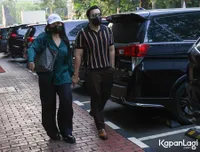 AD Diperiksa Sebagai Saksi Tersebarnya Video Panas di Sosial Media, David Bayu Protektif Jaga Anak Dari Awak Media