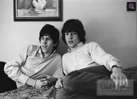 Ada yang Mau Beli Foto Tur The Beatles & Rolling Stones Berikut?