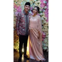 Adik Ipar Akad Nikah, Ussy Kompak Dengan Keluarga Andhika Pratama