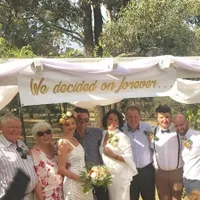 Adiknya Nikah Sesama Jenis, Miranda Kerr Jadi Lovely Bridesmaid