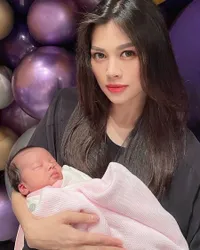 Adinda Bakrie Melahirkan Anak Ketiga di Hotel Singapura, Tarif Ratusan Juta - Kamar Luas Bisa Buat Pesta