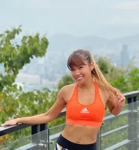 Ageless Beauty! Intip 9 Potret Body Goal Shanty yang Bikin Iri Ibu-ibu - Curi Perhatian Kenakan Bikini Two Piece