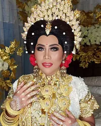 Akad Nikah & Resepsi Evi Masamba, Dikawal Polisi - Nyaris Pingsan