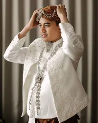 Akad Nikah Patimasang Anak Gubernur Khofifah, Haru Disaksikan JK