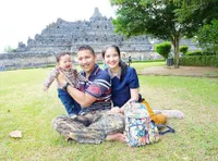 Akhir Tahun, Ini Momen Harmonis Winda Khair & Suami Perwira TNI