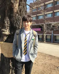 Aktor Kim Seon Ho Menangkan Awards di AAA Setelah Terlibat Kontroversi, Berikut Kumpulan Potret Keren Hingga Kocaknya Selama Syuting Drakor