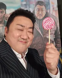 Aktor Ma Dong Seok Umumkan Menikah Bulan Depan, Intip Potret Calon Istrinya yang 17 Tahun Lebih Muda