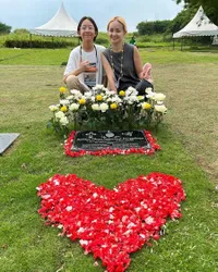 Akui Rindu dan Akan Selalu Jadi Cerita Setiap Momen, Ini 8 Potret Joanna Alaxandra dan Anak-anak Sambangi Makam Raditya Oloan Usai Meninggal 6 Bulan Lalu