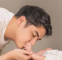Al Ghazali Bagikan Potret Baby Soso di Hari Anak Nasional