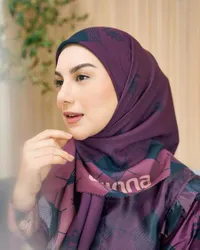Ammar Zoni Wajib Beri Nafkah 10 Juta Per Bulan, 10 Potret Terbaru Irish Bella yang Sudah Resmi Bercerai - Sibuk Urus Bisnis dan Asuh Buah Hati