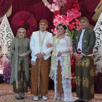 Anak Pertama Muzdalifah Menikah, King Nassar Hadir Beri Selamat