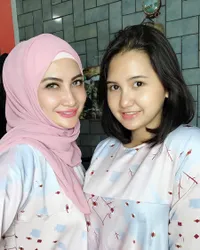 Anak Sulung Natalie Sarah Beranjak Remaja, Makin Cantik dan Mirip