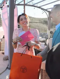 Angel Karamoy Ultah ke-39, Gusti Ega Beri Surprise di Los Angeles