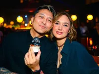Anniversary ke-10 Demian - Sara Wijayanto, Langgeng dan Bahagia Meski Belum Dikaruniai Momongan