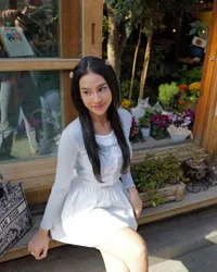 Anya Geraldine Ngaku Belajar Bahasa Korea Demi Film Barunya