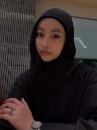 Aquene Putri Sultan Djorghi Kini Makin Cantik Tampil Berhijab