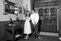 Ariana Grande Bagikan Potret di Balik Layar MV hate that i made you love me