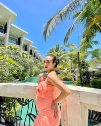 Aura Terpancar dan Makin Cantik, Potret Momen Bump Seleb pada Kehamilan Pertama yang Sangat Dinantikan
