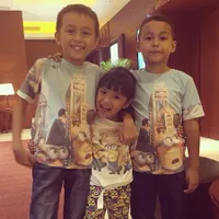 Galeri Imut 3 Buah Hati Darius - Donna Agnesia, Gemesin Abis!
