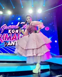 Awet Muda, Ini Potret Penampilan Fitri Carlina yang Disebut Bak Boneka - Bikin Terkesima