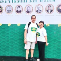 Awet Muda, Potret Ongky Alexander dan Istri Ikuti Event Mangkunegaran di Jakarta - Makin Romantis