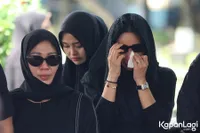 Ayah Bunga Zainal Mengembuskan Napas Terakhir Setelah Semua Anaknya Berkumpul