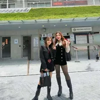 Ayu Ting Ting Nonton Konser ATEEZ Bareng Vicky Shu di Singapura