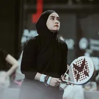 Ayudia Bing Slamet dan Ditto Percussion Bangun Lapangan Padel