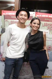 Acha Septriasa dan Omesh Mesra Mengejar Malam Pertama