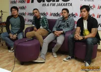 Ada Band di Acara Sabotase I-Radio Sarinah Building