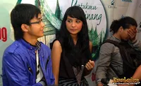 Adly Fairuz - Shireen Sungkar di Konser Untuk Minang