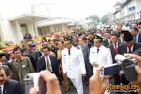 Ahmad Heryawan - Dede Yusuf